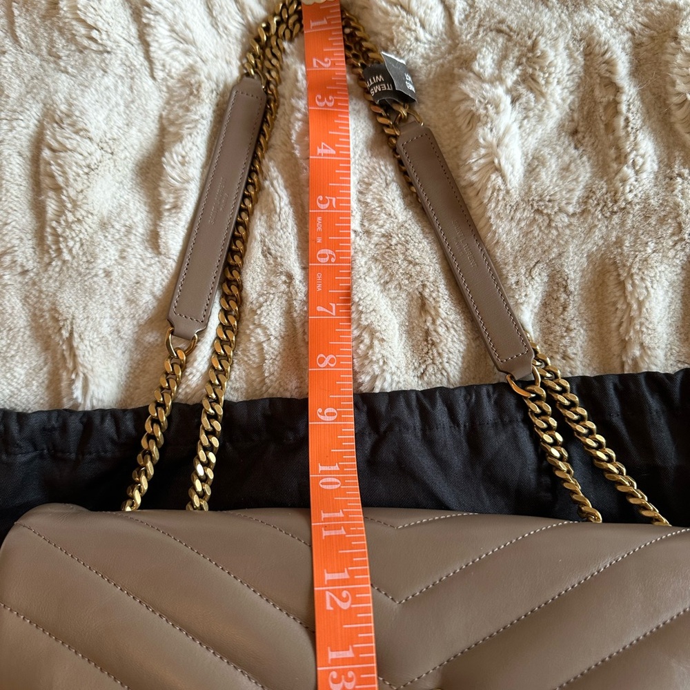 Yves Saint Laurent Tan LouLou Quilted Bag - Picture 14 of 16